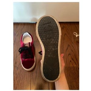 Kenzo platform sneakers, size 36, worn twice, pink/ red suede